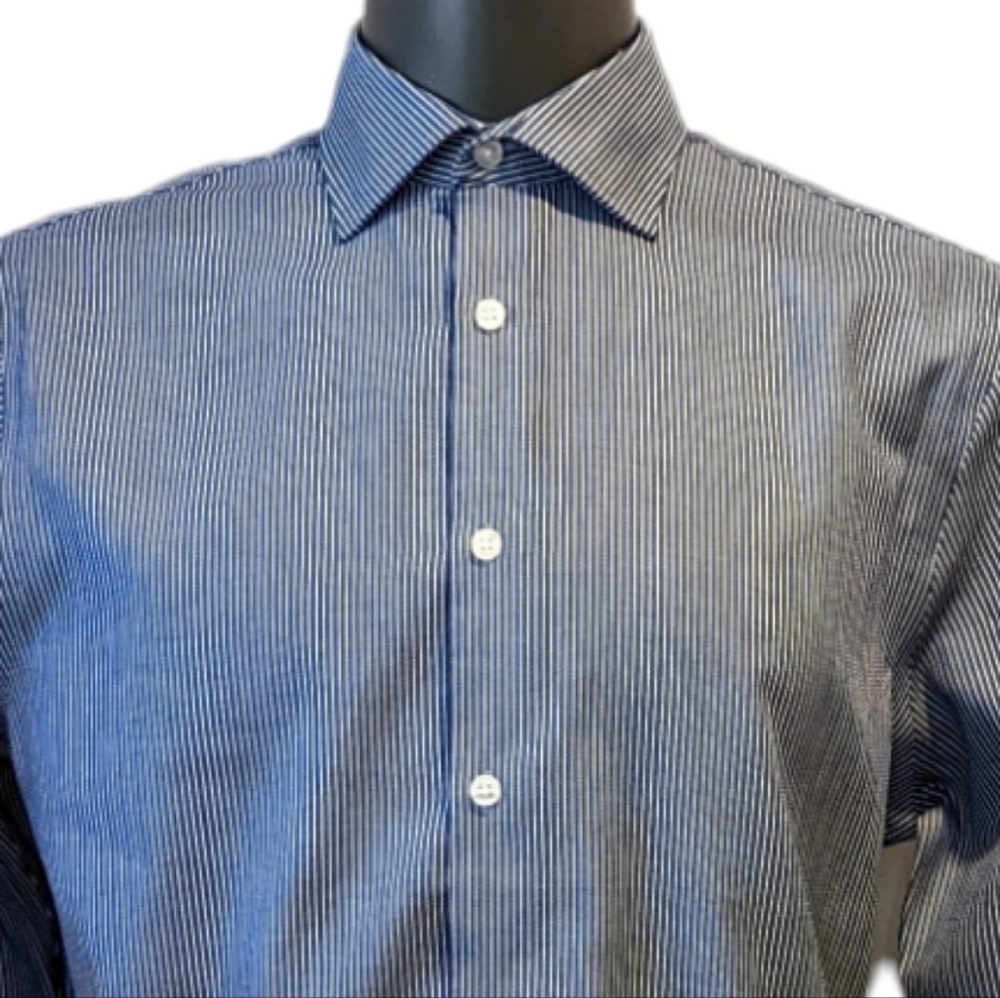 2/$20 Michsel Kors Blue Pinstripe Slim Fit Button Front Shirt Large Long Sleeve